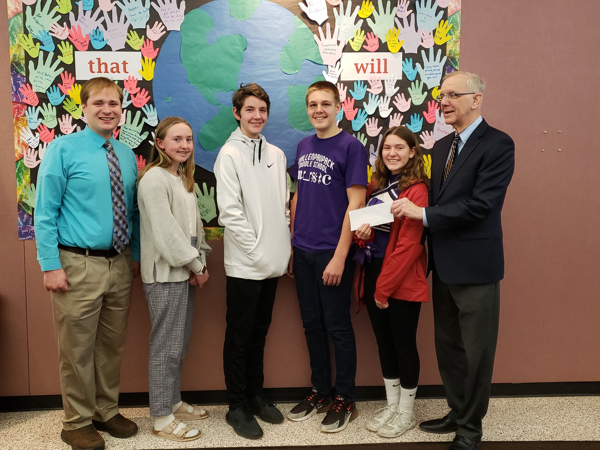 Students Receive Grant