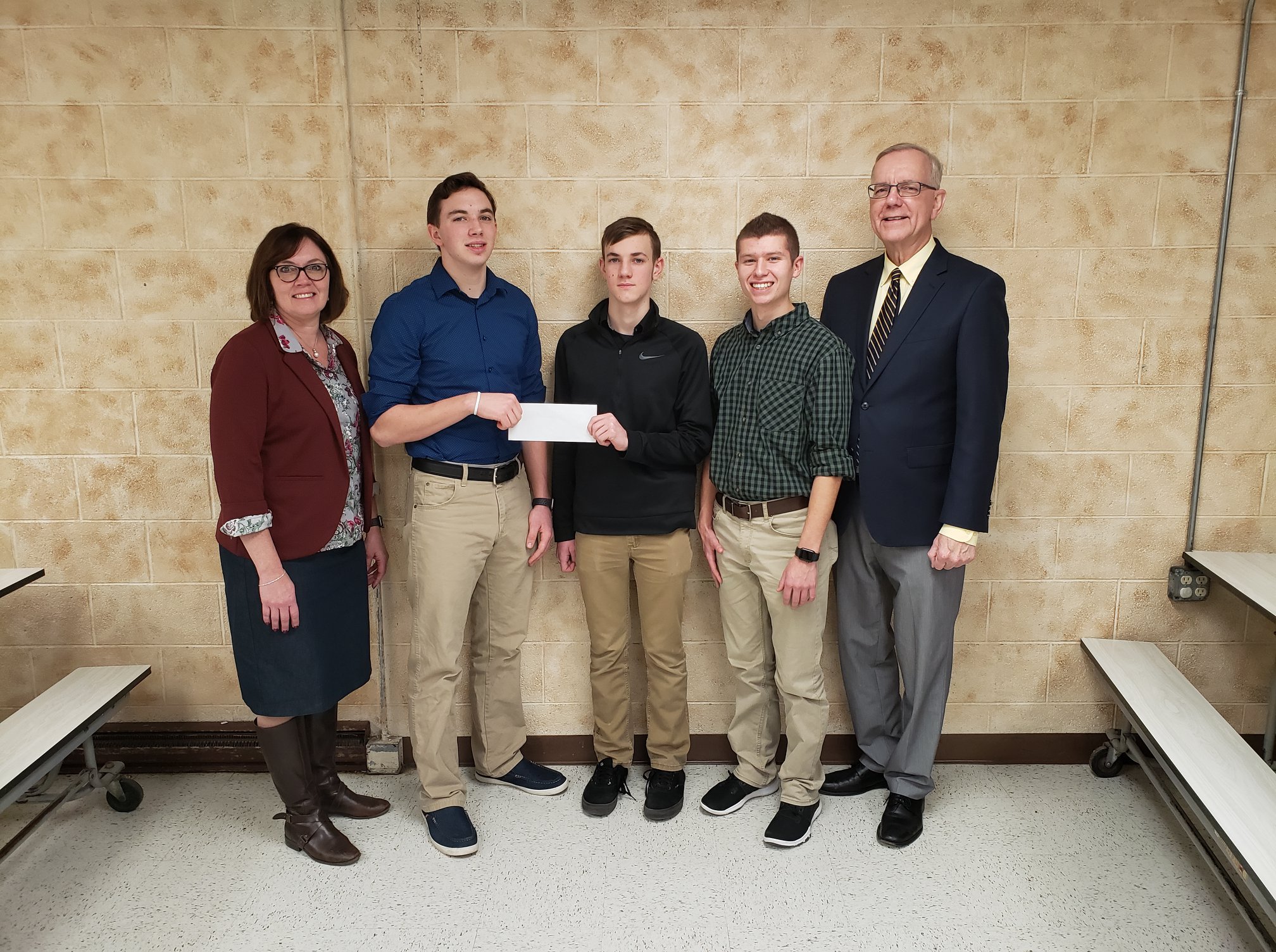 Students Receive Grant