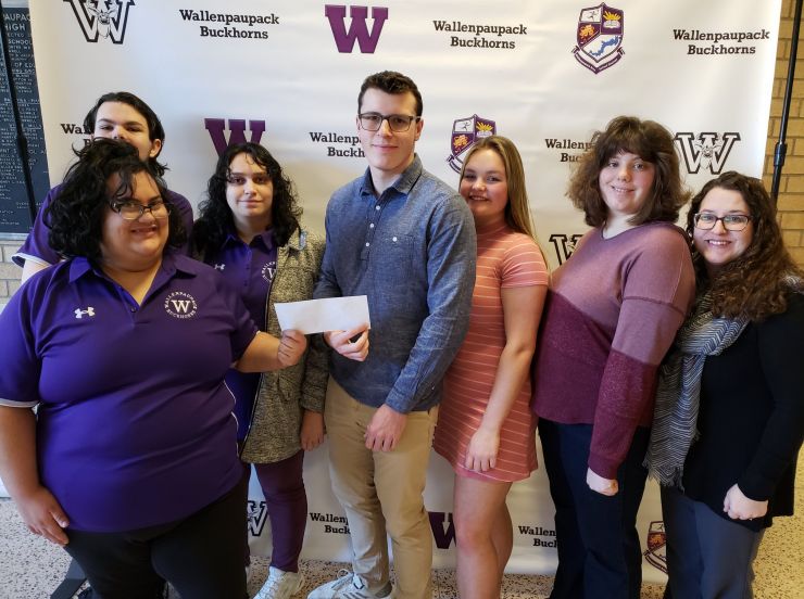 Students Receive Grant